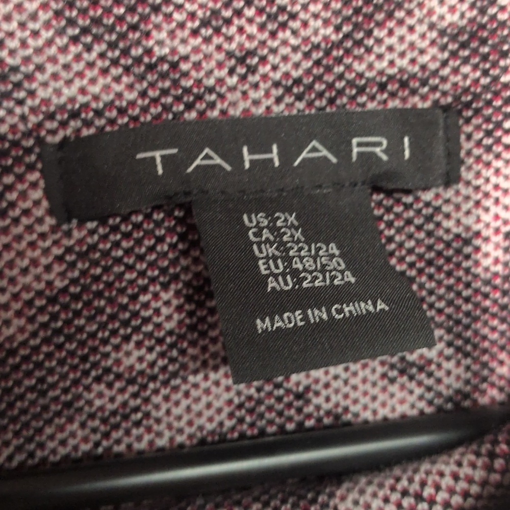 TAHARI Black and Red Geometric Mock Neck Southwest Aztec Sweater Size 2X - Picture 3 of 5